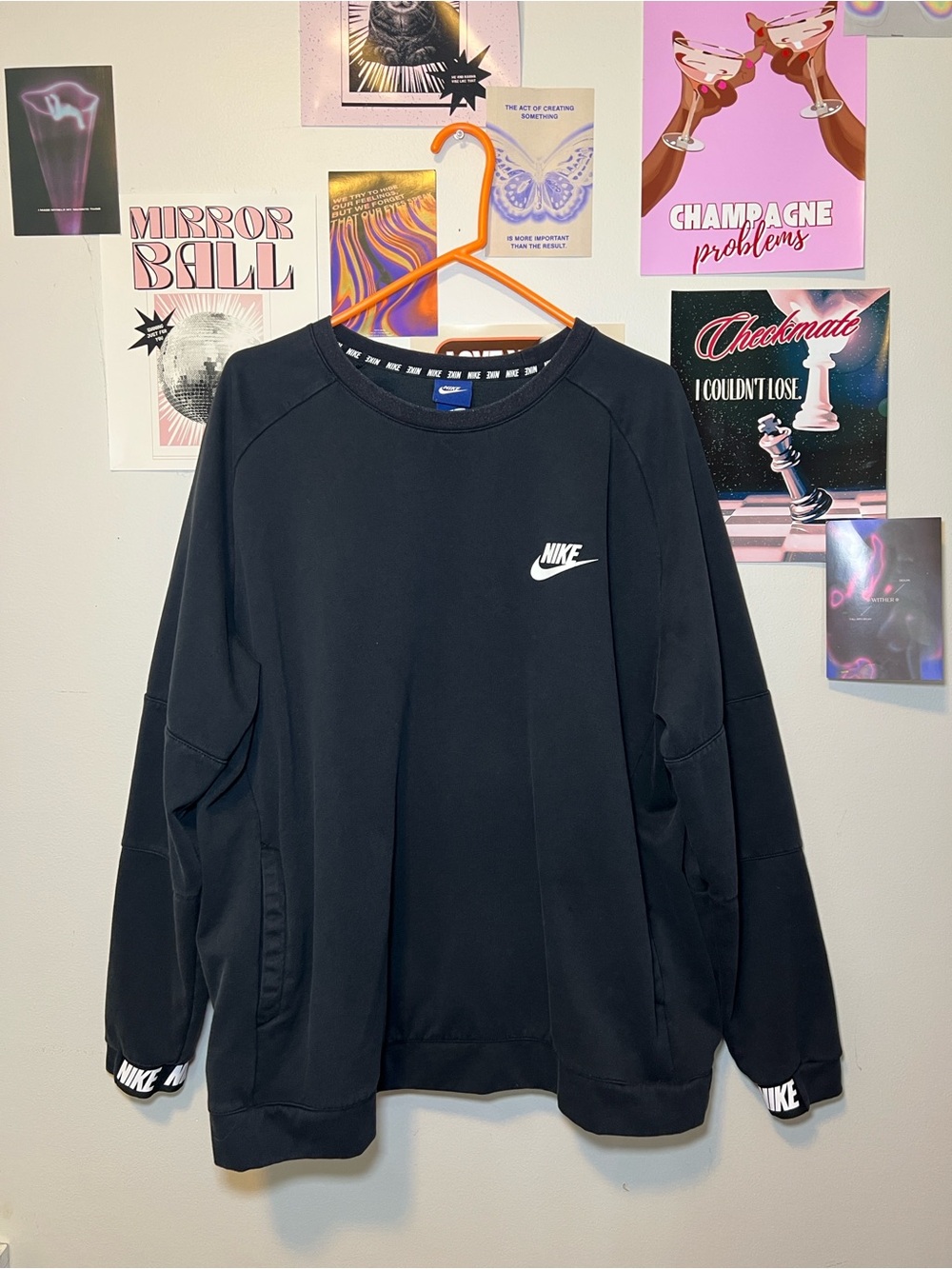 Nike Black Crewneck Pullover Sweatshirt